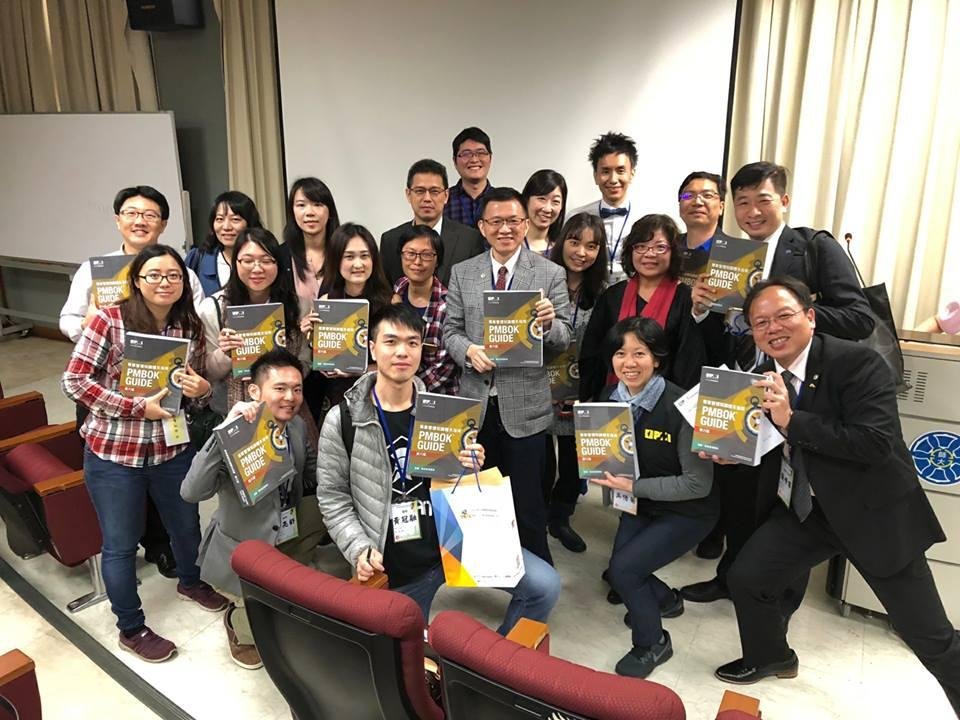 Kevin Huang | 766 Pages, and the Volunteers Nobody Names (PMBOK Guide Traditional Chinese Project, Taipei)